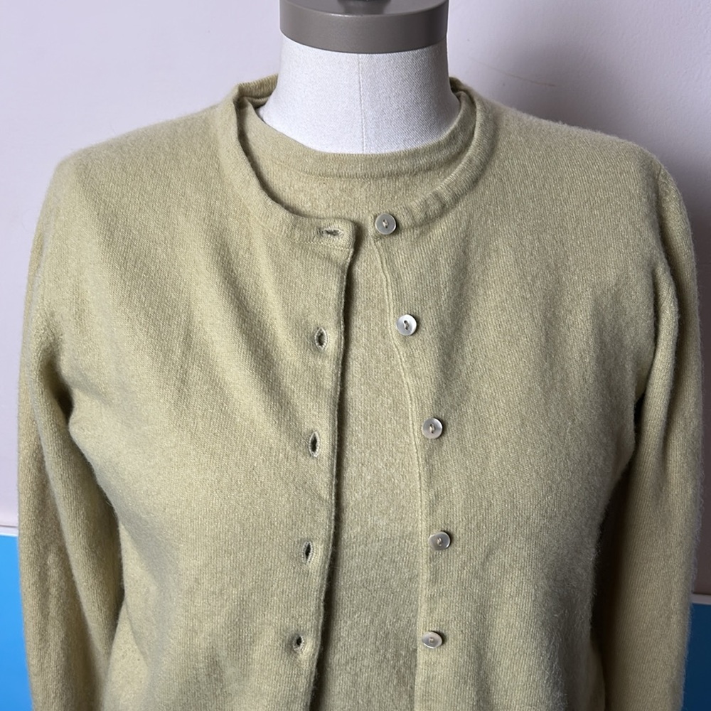 Sutton Studio Light Green Cashmere Twinset - Picture 4 of 15
